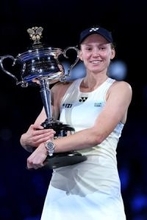 ルバキナが初制覇＝サバレンカ破る―全豪テニス