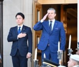 日米防衛相、緊密連携を確認