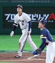 大谷の同点ソロ本塁打　野球