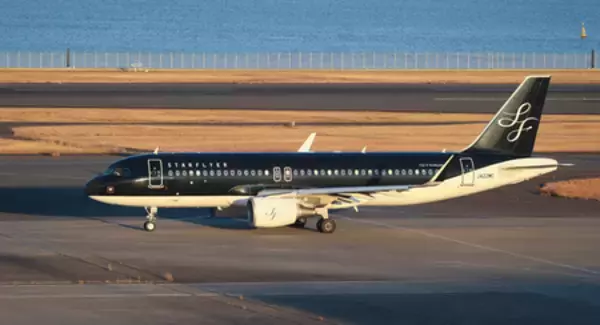 スターフライヤー、国内線に燃油サーチャージ検討＝早ければ来年度に