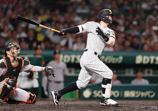 佐藤の適時打　プロ野球