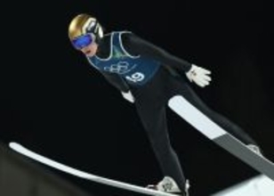 ジャンプ代表が初練習　五輪