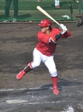 シート打撃に臨む小園　プロ野球