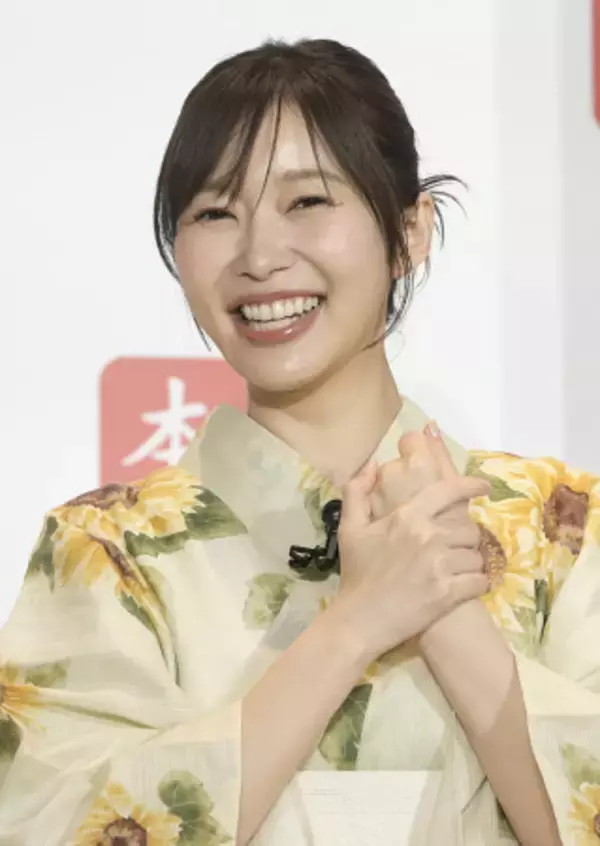 浴衣姿で登壇した指原莉乃さん