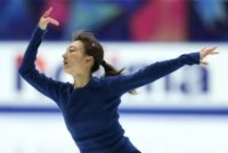 調整する坂本　ＮＨＫ杯フィギュア