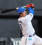 「日本ハム３連勝＝プロ野球・日本ハム６―２楽天」の画像1