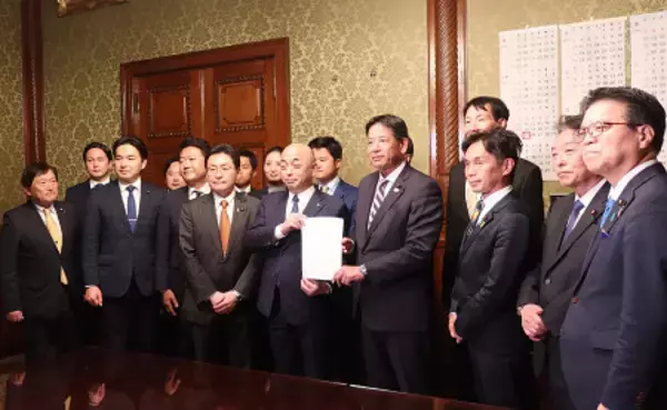 国民民主、自動車減税法案を提出