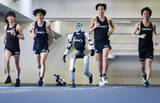「ロボットと陸上選手がコラボ」の画像1