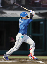 野村の先制適時打　プロ野球