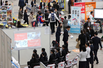 大卒内定率、７３．４％＝企業の採用意欲高く―１０月時点