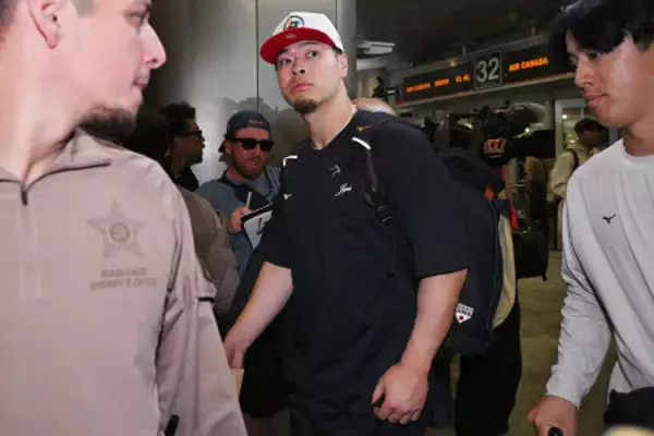 マイアミに到着した佐藤　野球