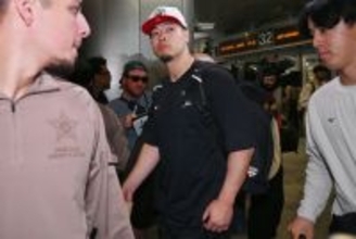 マイアミに到着した佐藤　野球