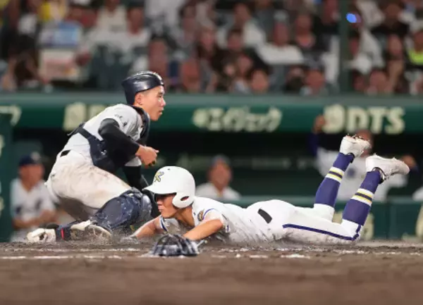 生還する加藤　高校野球