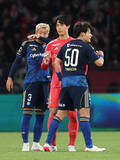 「喜ぶ谷ら　Ｊリーグ」の画像1