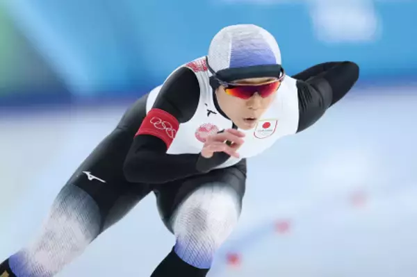 滑走する高木　五輪