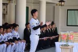 阪神が必勝祈願　プロ野球