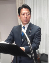 自衛隊に外国人登用せず
