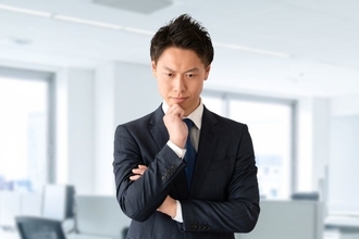 「必ずもうかる」は100%詐欺。夏のボーナスを守るために40代・50代が知っておくべき3つの確認点
