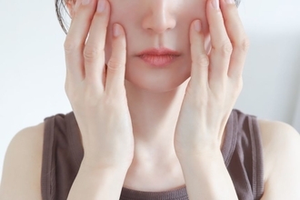 顔面神経麻痺は風邪が引き起こす病気？鍼灸治療で改善可能！？