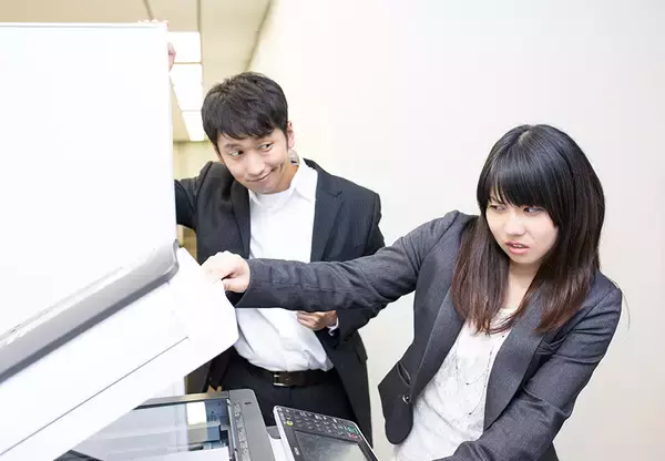 親しみやすさと馴れ馴れしさ 不快に思われないためのポイントとは？