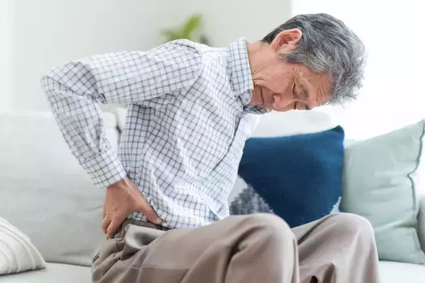 寒暖差が引き起こすぎっくり腰と体調不良―冬土用に知っておきたい東洋医学の知恵