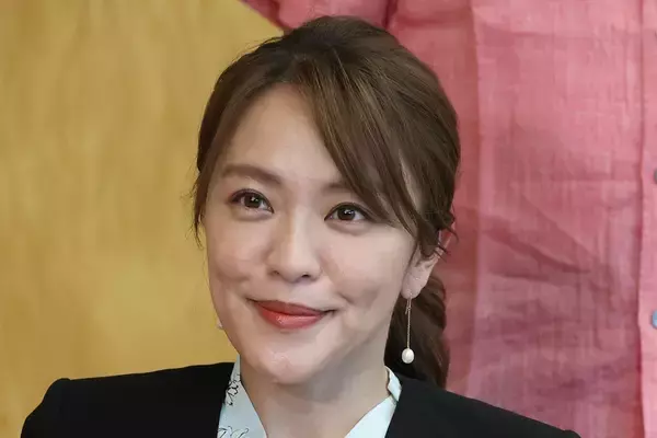 「国民は忘れてねーぞ」今井絵理子氏　政務官“退任”報告に批判コメ2000件…解けぬフランスの呪い