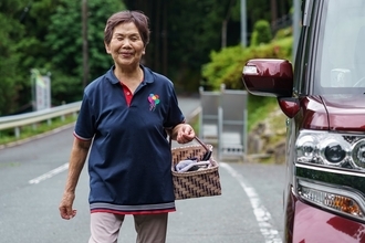 84歳の現役訪問介護ヘルパー「最愛の夫も看取り…仕事をまだまだ続けたい」