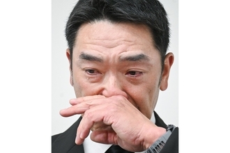 「論点ズレてる」「その通り」賛否勃発…72歳ベテラン俳優　蜷川幸雄、星野仙一を例に挙げ…逮捕で辞任した巨人・阿部前監督に呈した“持論”