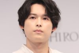 SixTONES松村北斗　スマホの待ち受けにしている意外な「M-1ファイナリスト」、　本人からは「北斗くん。愛しているよ」