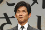 「織田裕二　テレ朝ドラマで車いす刑事役を熱演！車いすユーザーが驚いた“58歳と思えない身体能力”」の画像1