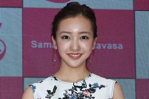 板野友美　アニサキスで「出産より痛い」と悲鳴に相次ぐ心配…「怖くて寿司食べられない」の声も