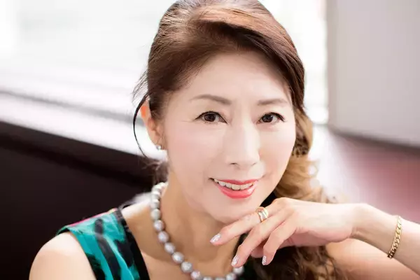 「私の弾いていたギターの弦を包丁でバツン」風祭ゆきが語る『セーラー服と機関銃』渡瀬恒彦さんの怪演