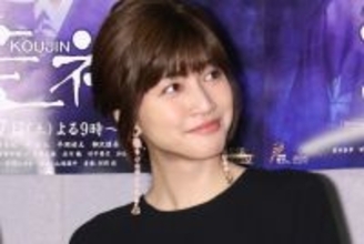 《柏原崇と極秘再婚》内田有紀　“マネージャー”として現場入りする姿をキャッチしていた！
