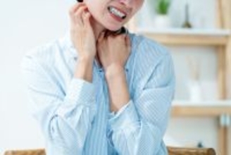 《花粉症に“悪影響”の意外な食材》スギ花粉症患者が“トマトを食べてはいけない”ワケ