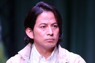岡田准一　10月からプライム帯のMC番組が2本に！　爆増する“ギャラ”の行き先