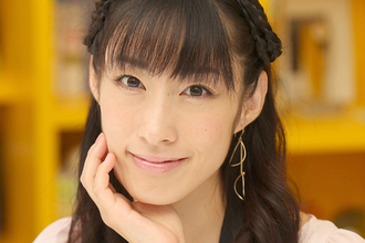 《1年ぶりに再始動》消えた伝説のグラドル　未婚で出産、離島移住、「子供の父親」告白…逆境でも貫いた“母の覚悟”