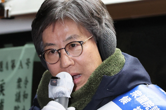 高市首相　中傷動画疑惑が大炎上のなか…衆院選で大敗した“被害者”中道・安住淳氏が4カ月貫く「沈黙」