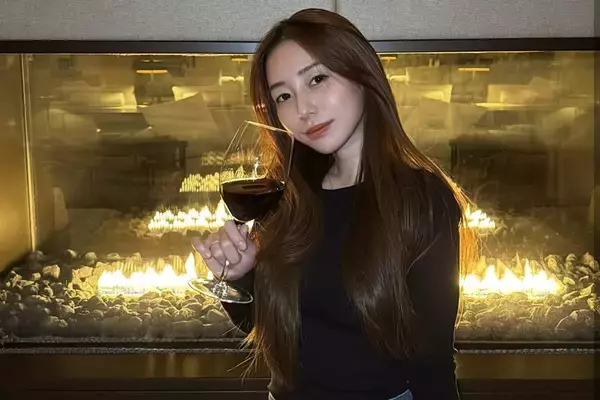 「あまりに迷惑」20代女性インフルエンサー　新幹線車内で“下ネタ”全開動画を撮影→物議…「貸切状態でした」と釈明も“配慮を欠いた”と謝罪