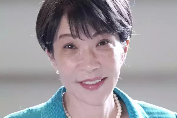 「あまりにも幼稚」芥川賞作家　高市首相の“言い分”を痛烈批判…「嘘の経歴」と疑惑を糾弾も