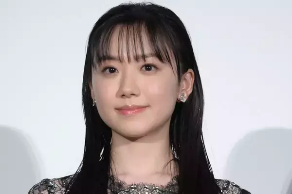 芦田愛菜『薬屋のひとりごと』主演決定で指摘される“皇室との縁”、両陛下とは「意外な共通点」も