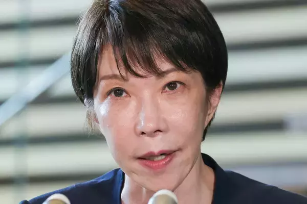「初めて見た」高市首相 国会中継に“カメラ目線”答弁で驚きの声…中傷動画＆サナエトークン問題を全否定も“長すぎる”答弁に野党議員は「何をべらべら」と苦言