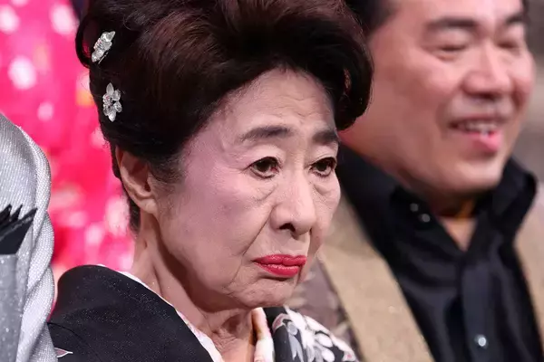 《同居も解消》中村玉緒さん死去　晩年まで続いた“長女との確執”…老人ホームに見舞い訪れず、“裏切り”の新会社も