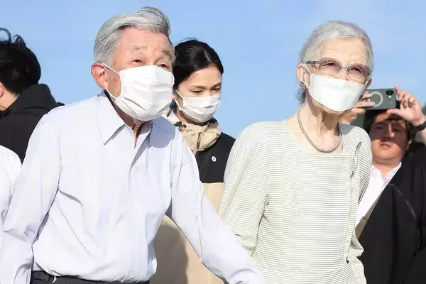 美智子さま　ご体調不安で取材も自粛要請のなか…葉山ご静養で見せた「ご健在ぶり」