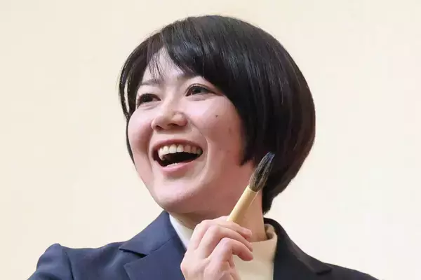 「いじめられる女性前市長という構図になった」小川晶氏　逆風からの圧勝導いた“徹底したイメージ戦略”と山本県知事の“執拗批判”