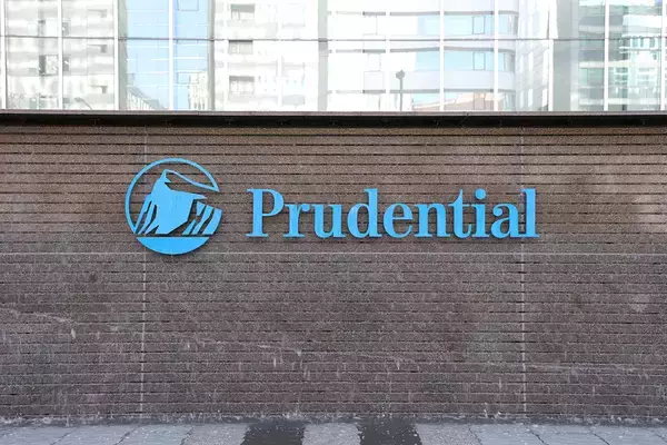 《チャンピオン支店長がマンツーで…》31億円詐取のプルデンシャル生命　強引すぎる“ヘッドハンティング”の手法