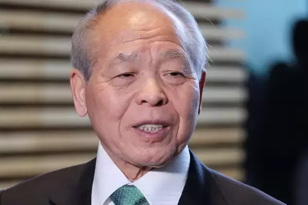 「お母さんになぜ相談しなかった」自民・鈴木宗男氏　巨人・阿部前監督の辞任騒動で呈した“持論”…警察にも「逮捕する必要性があったのか」と疑問視