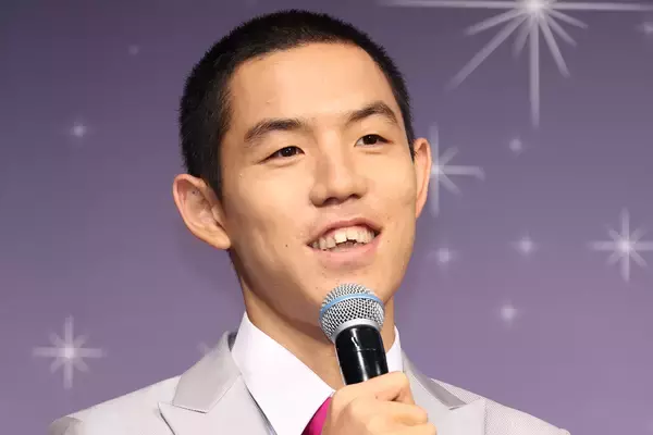 「酔うとボディタッチが増える…」四千頭身・都築拓紀　痴漢疑いで書類送検前から囁かれていた“港区男子な素顔”と“悪評”