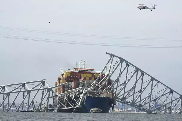 「「恐ろしすぎる」米・ボルチモアの橋にコンテナ船が衝突　映像に映った“崩落の瞬間”に日本でも衝撃」の画像