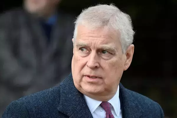 《結婚式に招待されて》皇室とも長年の交流が…アンドルー元王子逮捕に広がる衝撃