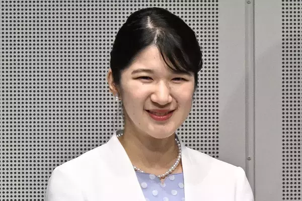 《紙でボールを作り御所で練習》愛子さま 「ボッチャ」に初挑戦！気になる“練習の成果”